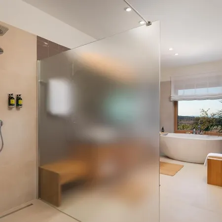 Villa Luxury Bracchia Magic Retreat I With Heated Pool, Sauna And Jacuzzi On Brac *