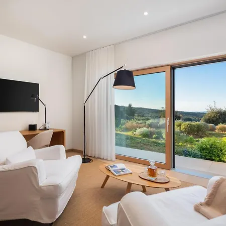 Luxury Bracchia Magic Retreat I With Heated Pool, Sauna And Jacuzzi On Brac