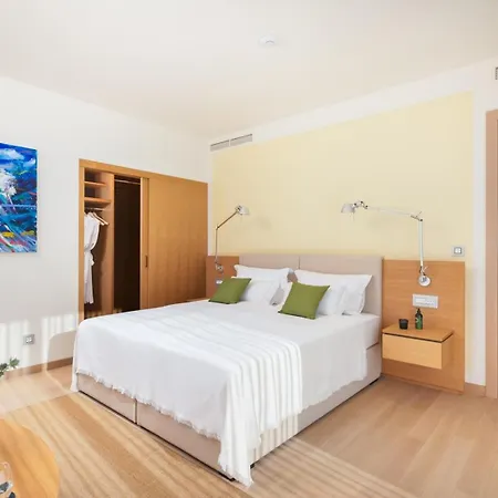 Luxury Bracchia Magic Retreat I With Heated Pool, Sauna And Jacuzzi On Brac Villa *