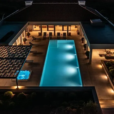 Villa Luxury Bracchia Magic Retreat I With Heated Pool, Sauna And Jacuzzi On Brac