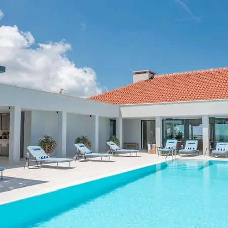Luxury Bracchia Magic Retreat I With Heated Pool, Sauna And Jacuzzi On Brac Villa