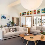 Villa Luxury Bracchia Magic Retreat I With Large Heated Pool & On Brac *