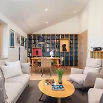 Luxury Bracchia Magic Retreat I With Large Heated Pool & On Brac Villa *