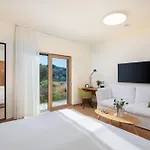 Luxury Bracchia Magic Retreat I With Large Heated Pool & On Brac Škrip