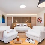 Luxury Bracchia Magic Retreat I With Large Heated Pool & On Brac * Škrip