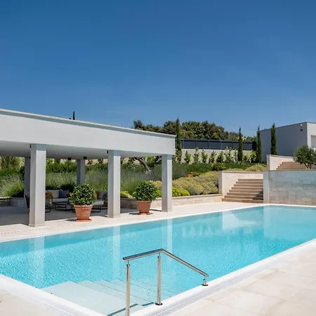 Luxury Bracchia Magic Retreat I With Heated Pool, Sauna And Jacuzzi On Brac