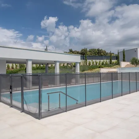 Luxury Bracchia Magic Retreat I With Heated Pool, Sauna And Jacuzzi On Brac