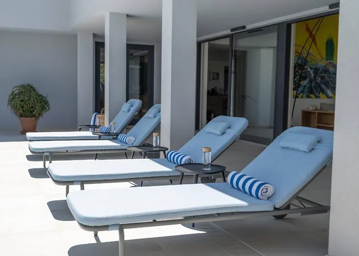 Βίλα Luxury Bracchia Magic Retreat I With Heated Pool, Sauna And Jacuzzi On Brac