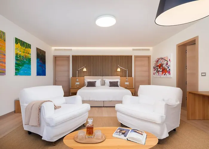 Luxury Bracchia Magic Retreat I With Heated Pool, Sauna And Jacuzzi On Brac * Škrip